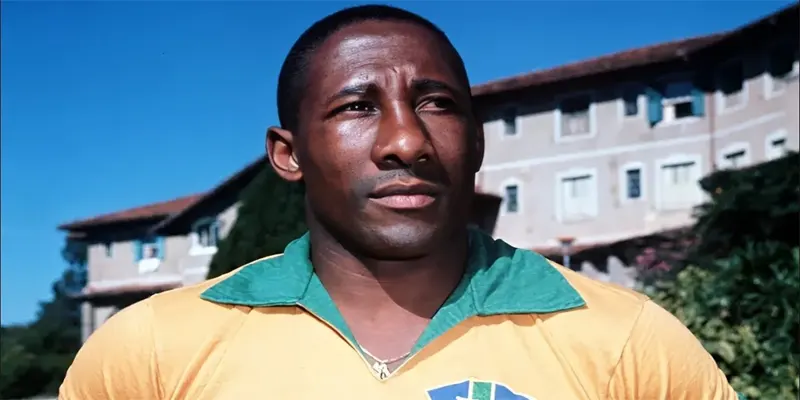 Djalma Santos – Biểu tượng phòng ngự vĩ đại của Brazil