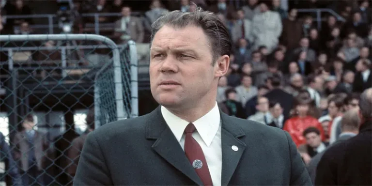 Rinus Michels và hành trình khai sinh bóng đá tổng lực